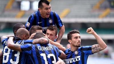 تعرف علي تشكيل الإنتر أمام روما (صلاح) في ديربي الكالتشيو