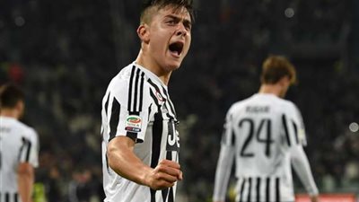 ديبالا يتحدث عن ميسي ورونالدو ويرشح الفائز بدوري الأبطال