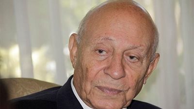 محمد فايق يطالب بتعاون دولى فى مواجهة الإرهاب