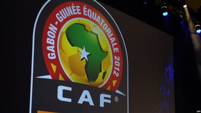 الكاف يبلغ الزمالك بطاقم حكام مواجهتى بجاية الجزائرى