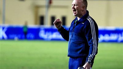 الجهاز الفنى للزمالك يُهنئ المنتخب بعد الفوز على نيجيريا