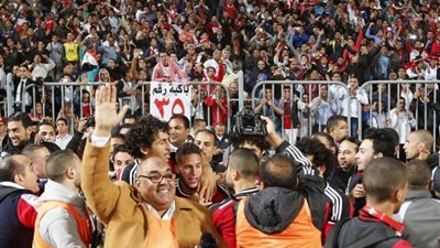 فرانس فوتبول تختار رمضان صبحى فى منتخب العالم